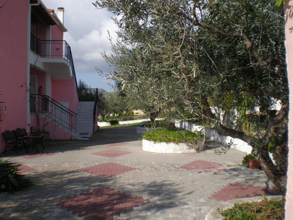 Elpida Studio Trapezaki  Buitenkant foto